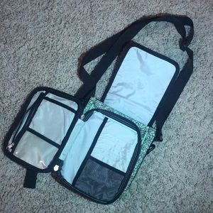 Columbia crossbody purse